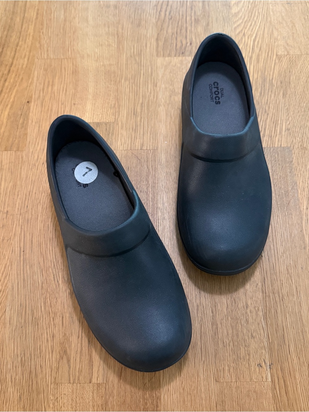 Crocs Dual Comfort 7 Black Neria Pro Work Clogs Slip Resistant - Picture 1 of 11